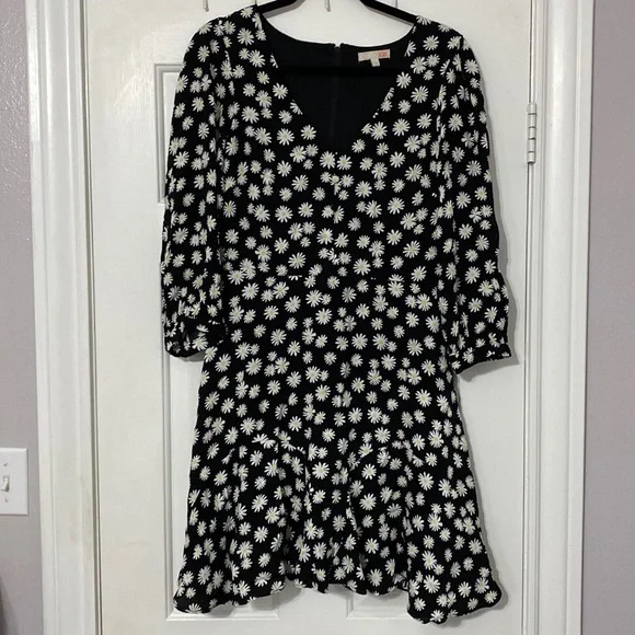GB Size Large 3/4 sleeve dress size large - Picture 1 of 7